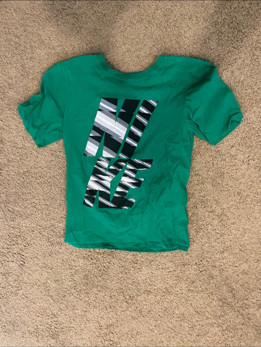 Nike Green Short Sleeve Graphic Logo Boys Tee